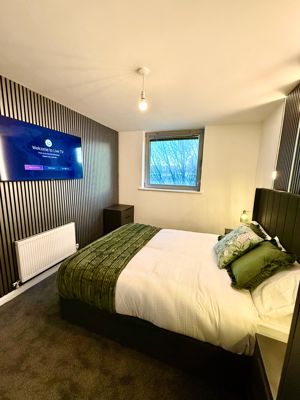 Photo 6- click for photo gallery